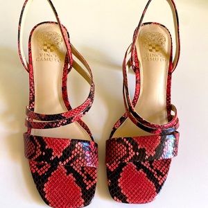 Vince Camuto sandals 8.5| womens snake print heels